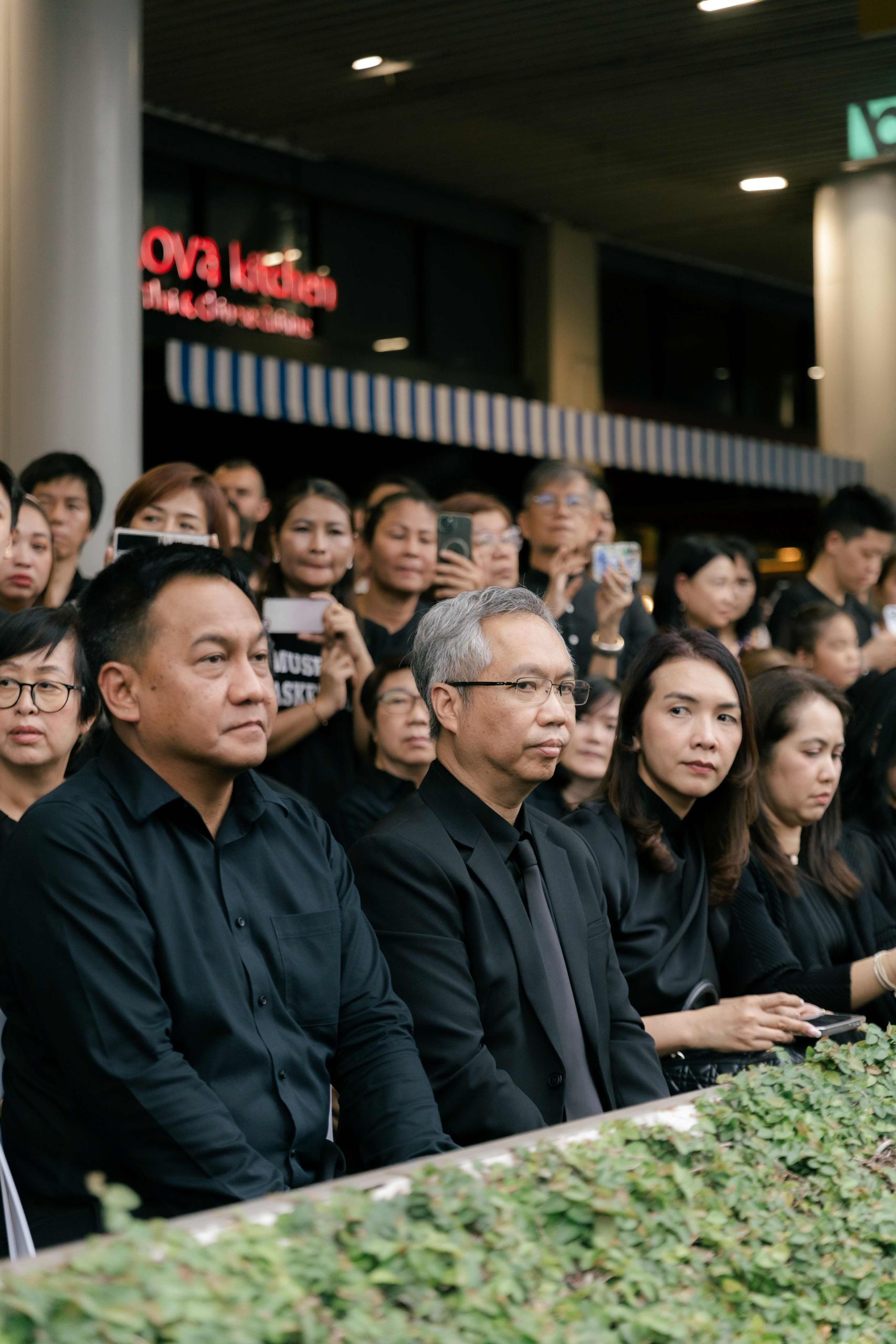 queen-sirikit-mourning (3)