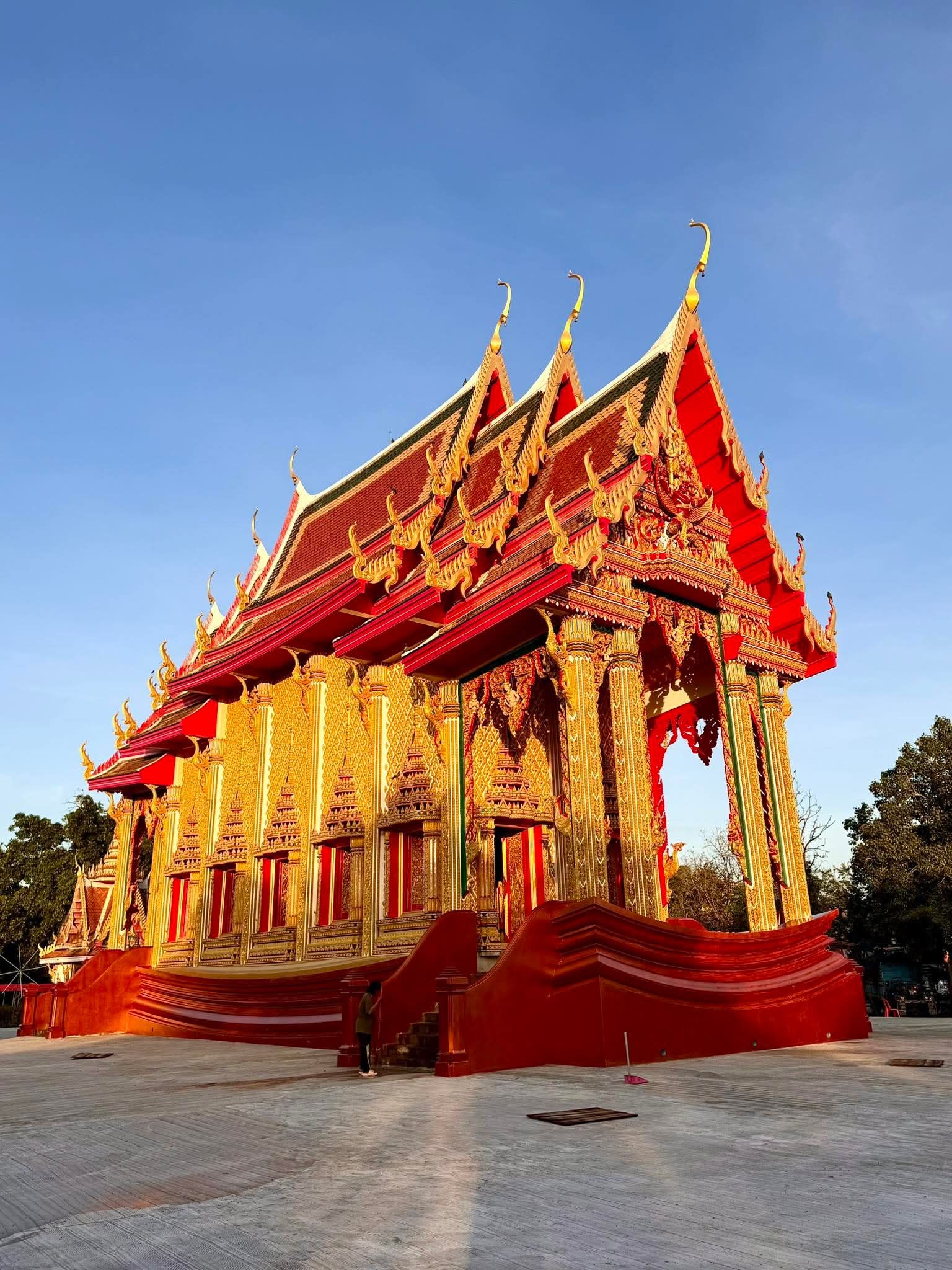 T Life ร่วมทอดผ้ากฐินสามัคคีของ ราชธานี ลิสซิ่ง_6